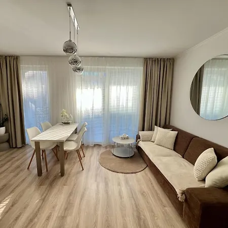 Harmonie - Modern Near Center With Free Private Parking דירה *